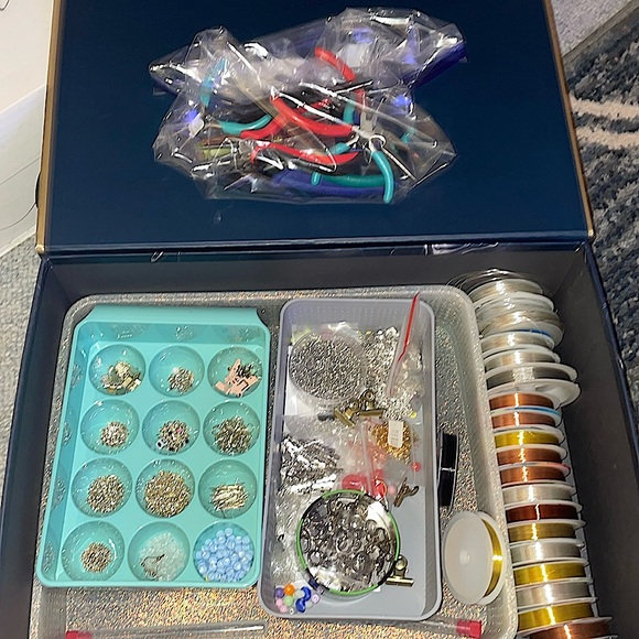 Bulk jewelry making tools wire clasps earrings gems hooks string beads - Picture 2 of 16